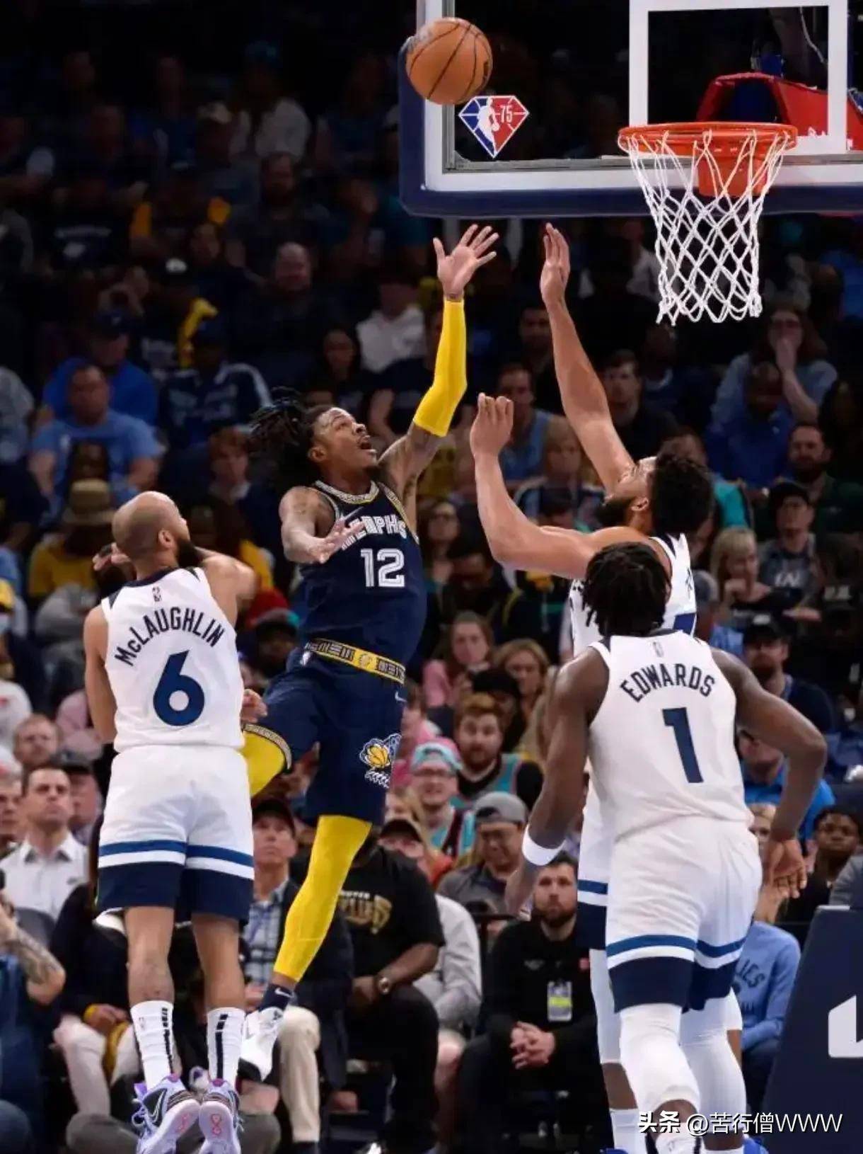 灰熊主场战胜尼克斯，莫兰特砍下高效20+帮助球队获胜