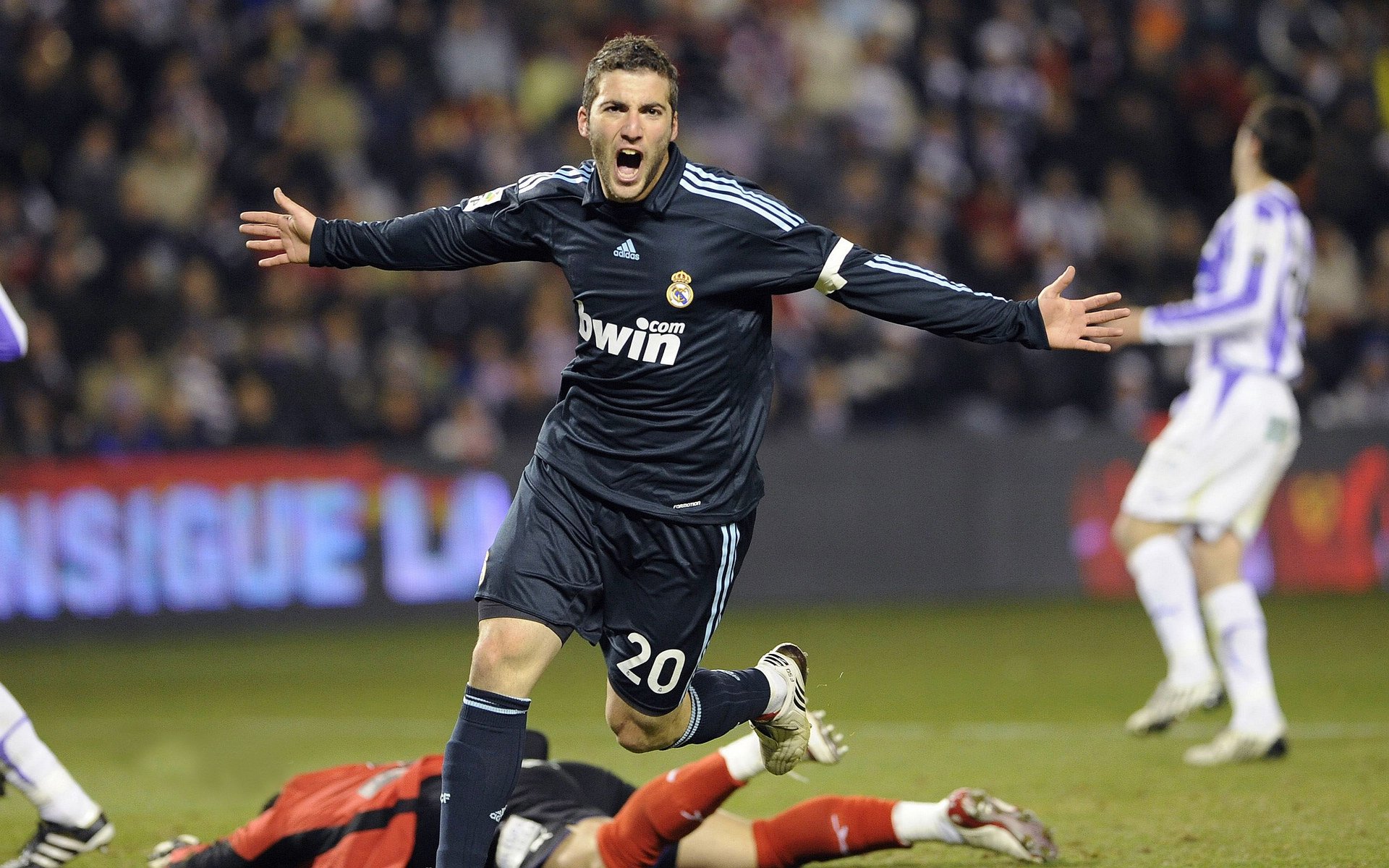 峡谷逆流者，当布克的星光被国王的河流淹没