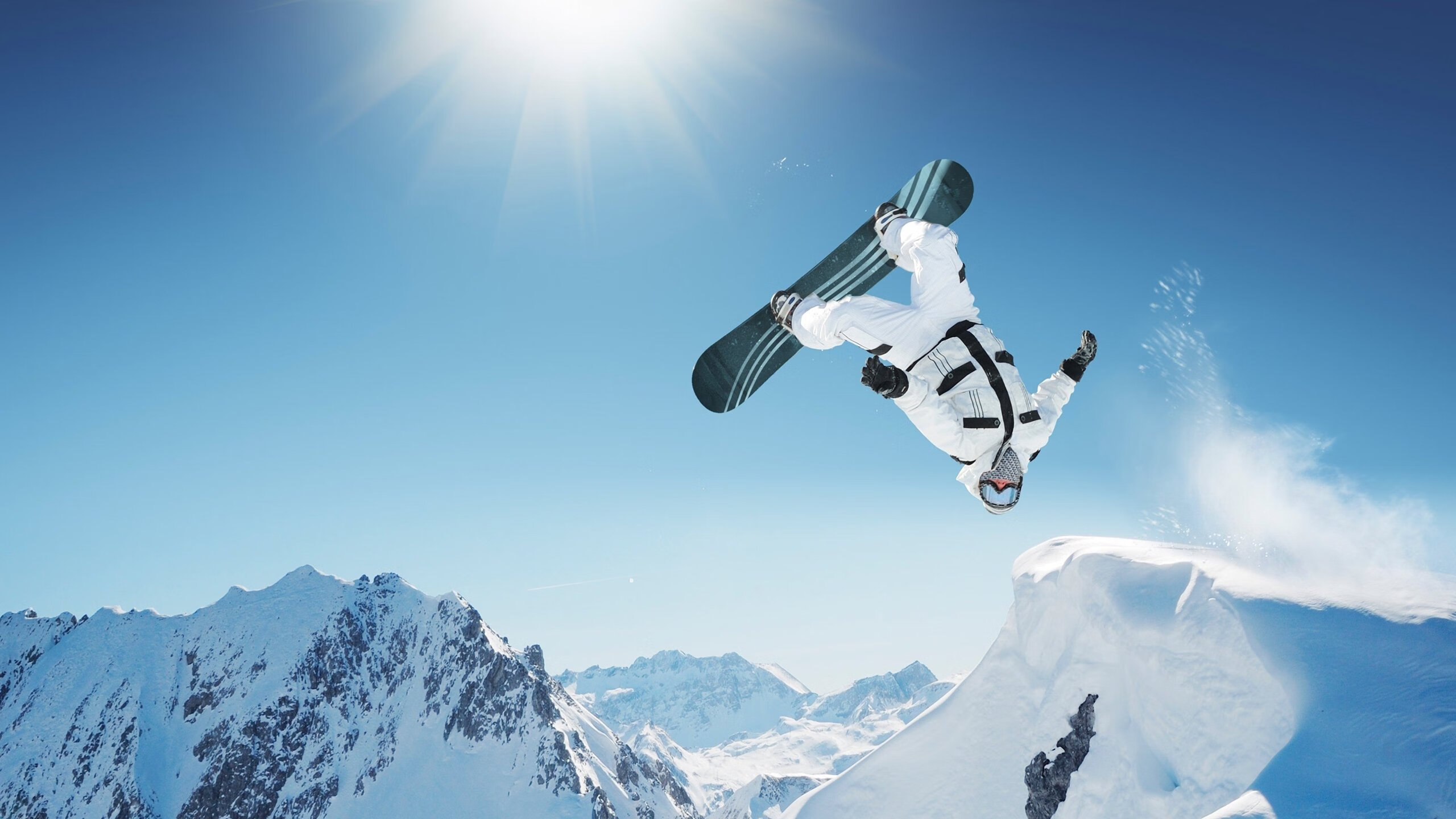 跨越太平洋的一击，霍勒迪爆发助76人压哨险胜山西队