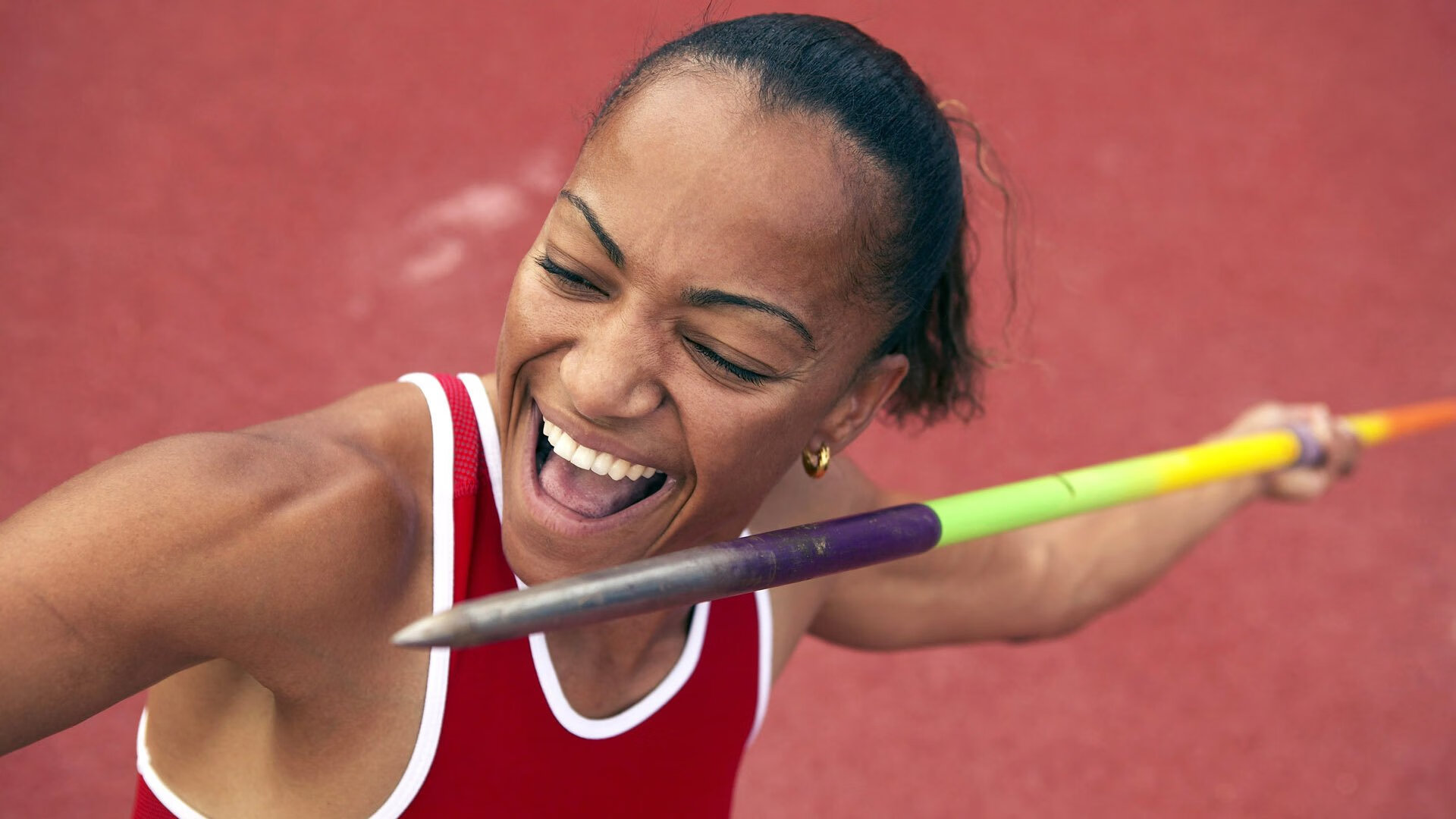 世俱杯-最后一弯的火焰,切特在F1年度争冠之夜证明自己