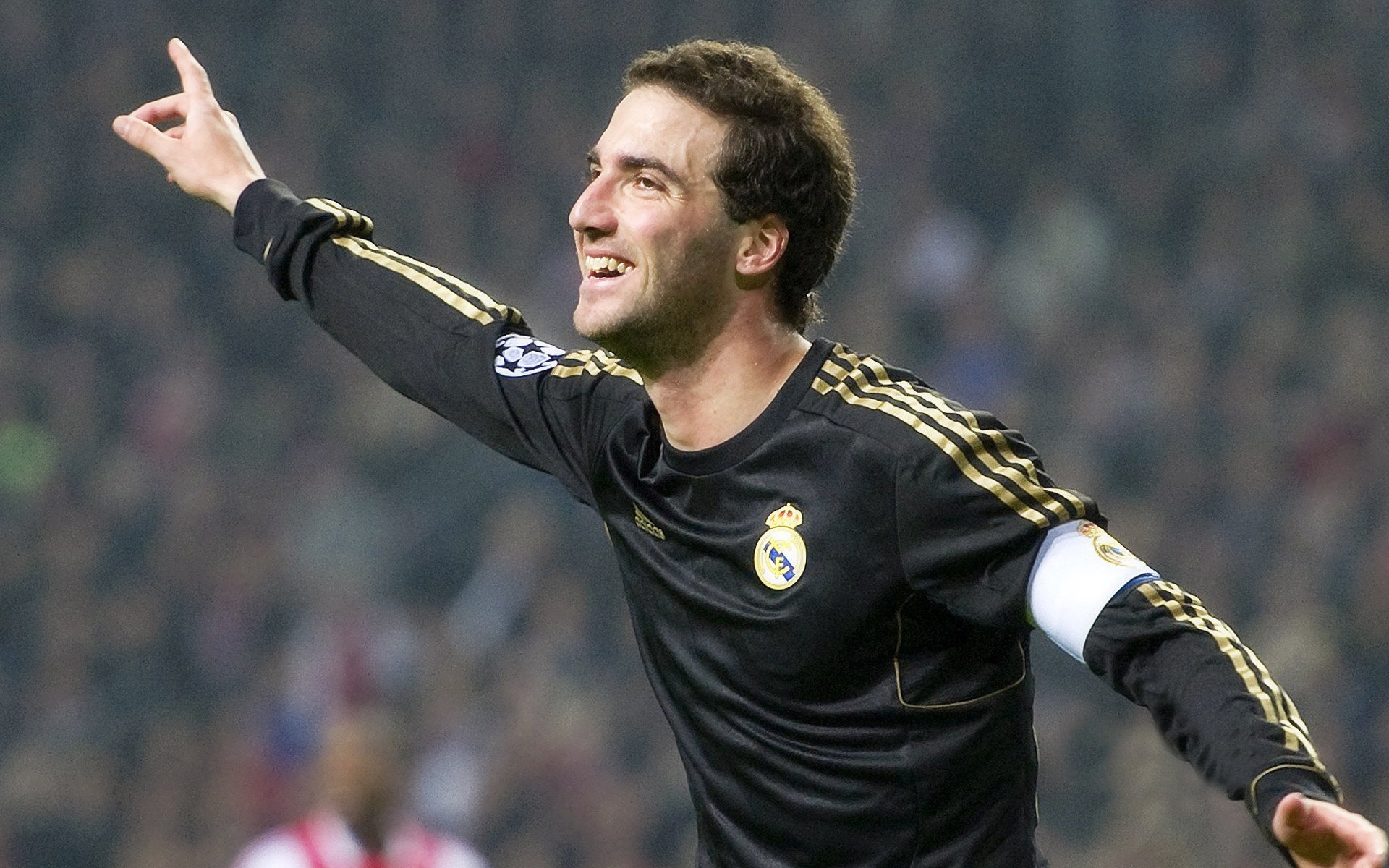 单骑救主,姆巴佩一肩扛起全队,美国鏖战智利死里逃生